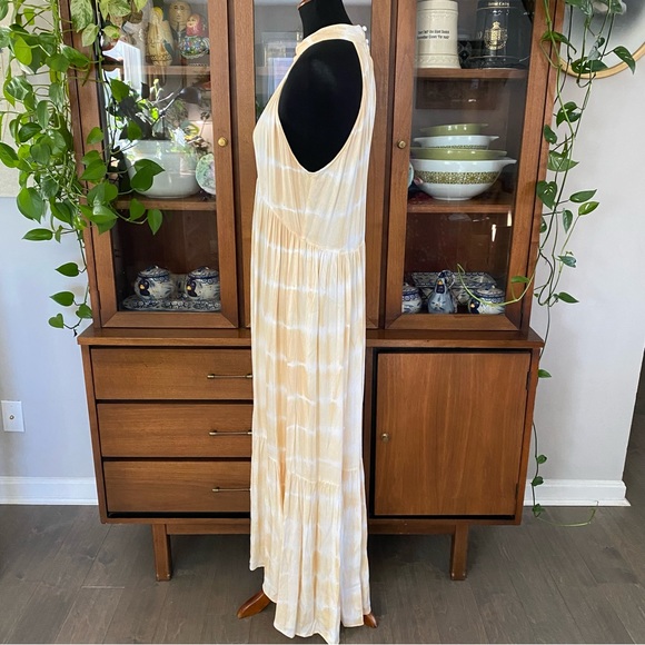 SAYLOR Amaranth Striped Tie-Dye Tiered Maxi Dress - Picture 4 of 11
